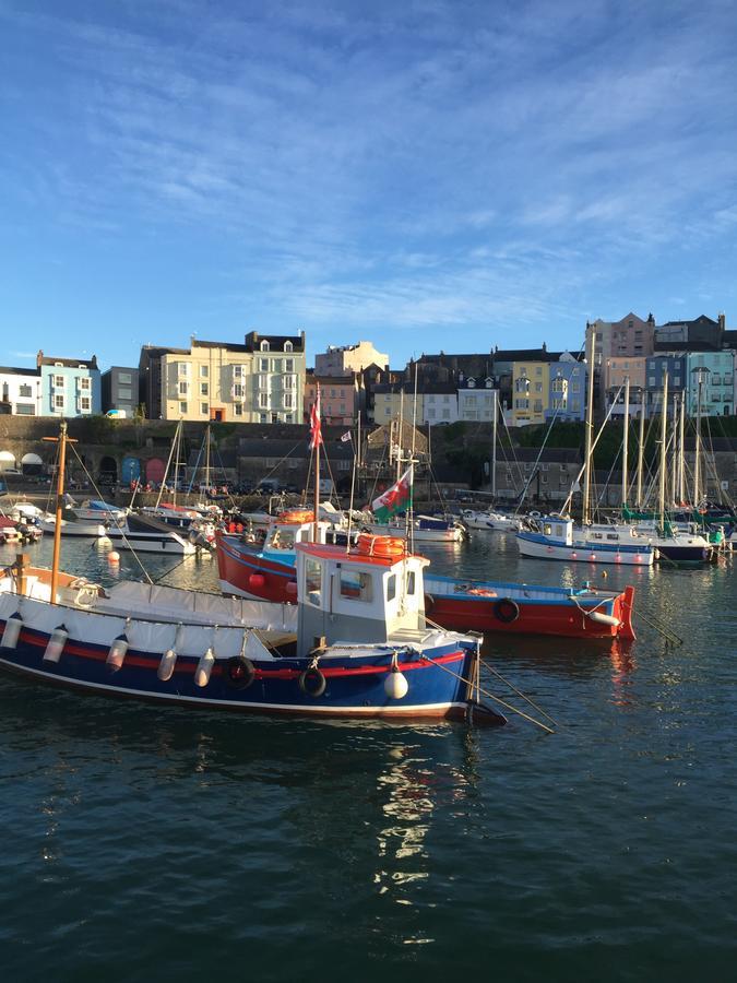 Ivy Bank Guest House Tenby Esterno foto