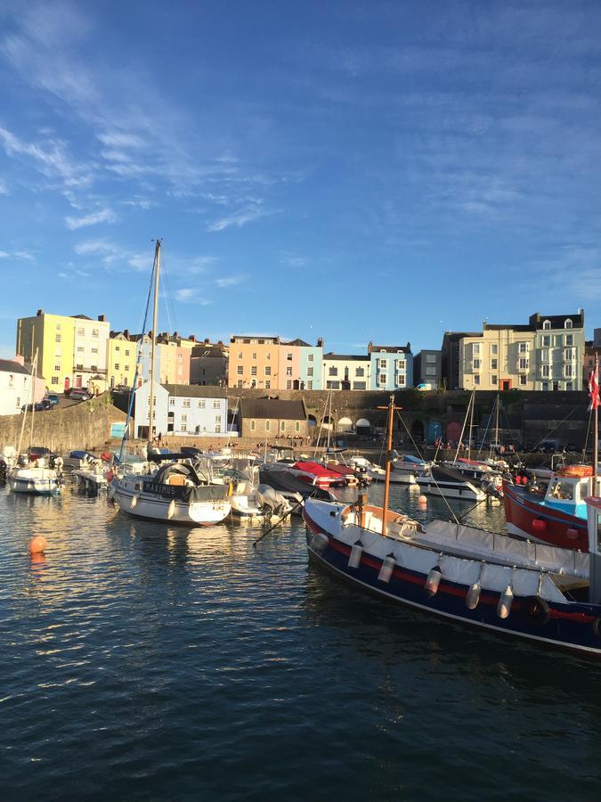 Ivy Bank Guest House Tenby Esterno foto
